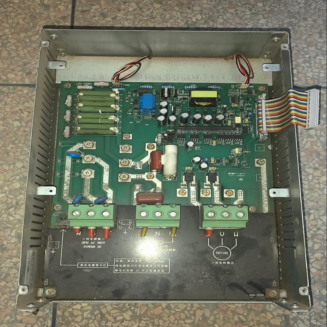 变频器 22KW LDC1000B-4022S1 LDC-2议价