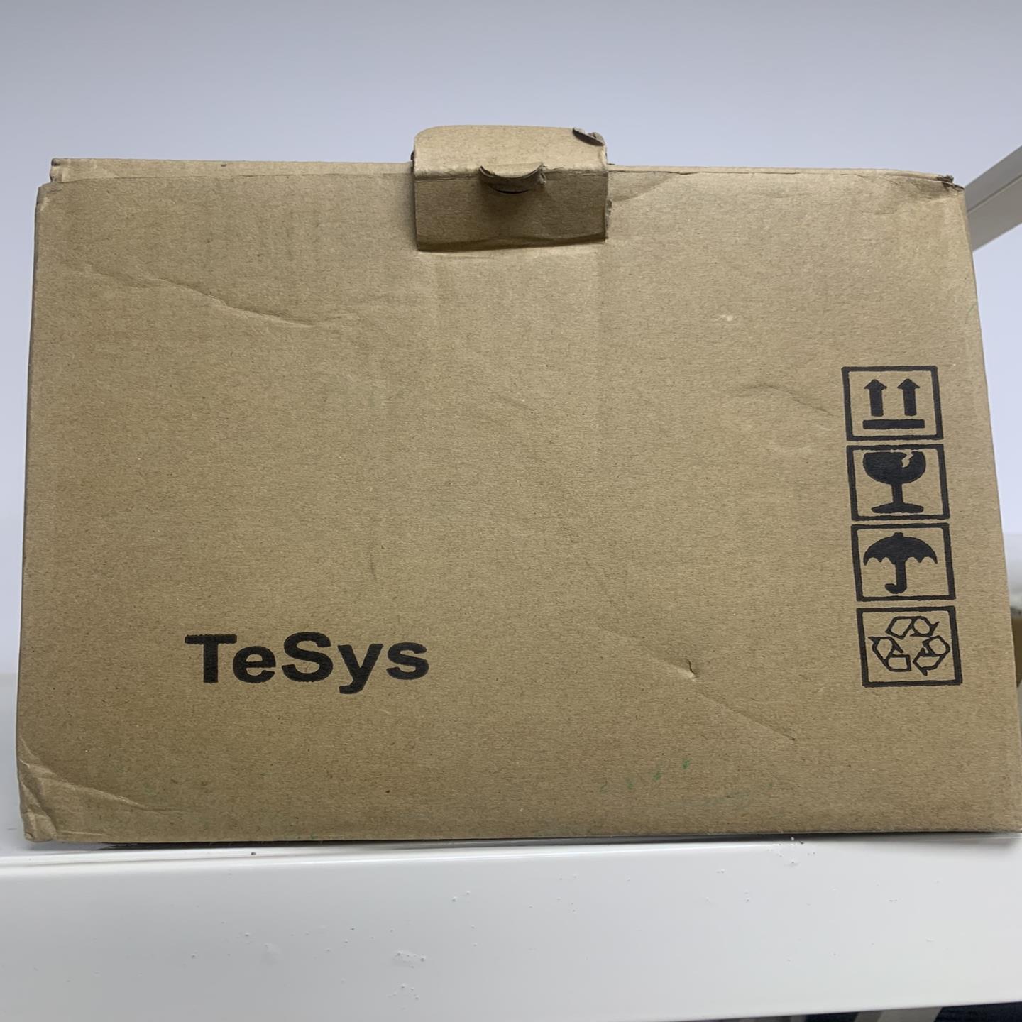 施耐德交流接触器，型号LCID205M7C，全新库存剩余2