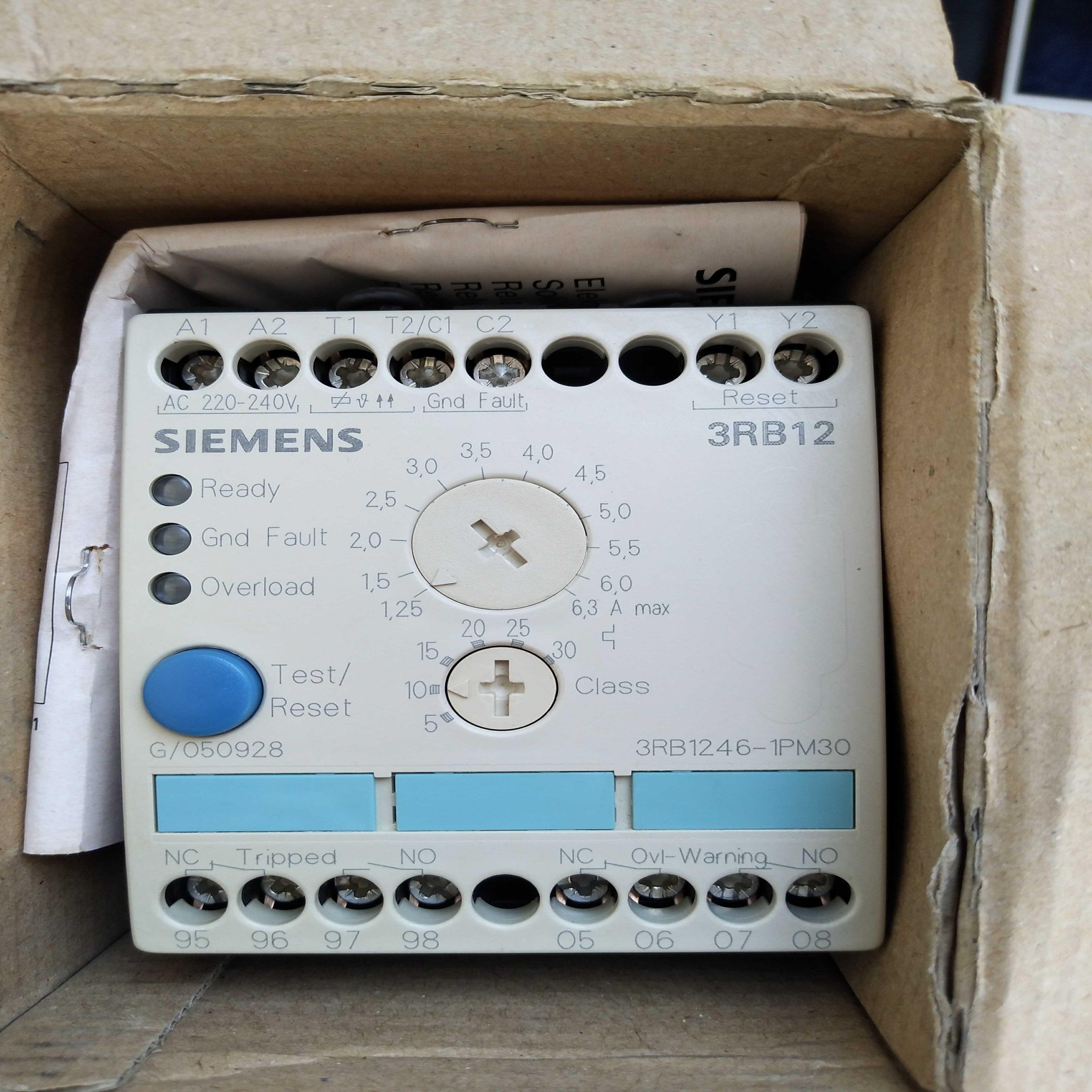 安全继电器 3RB1246-1PM30  电气过载继电器议价