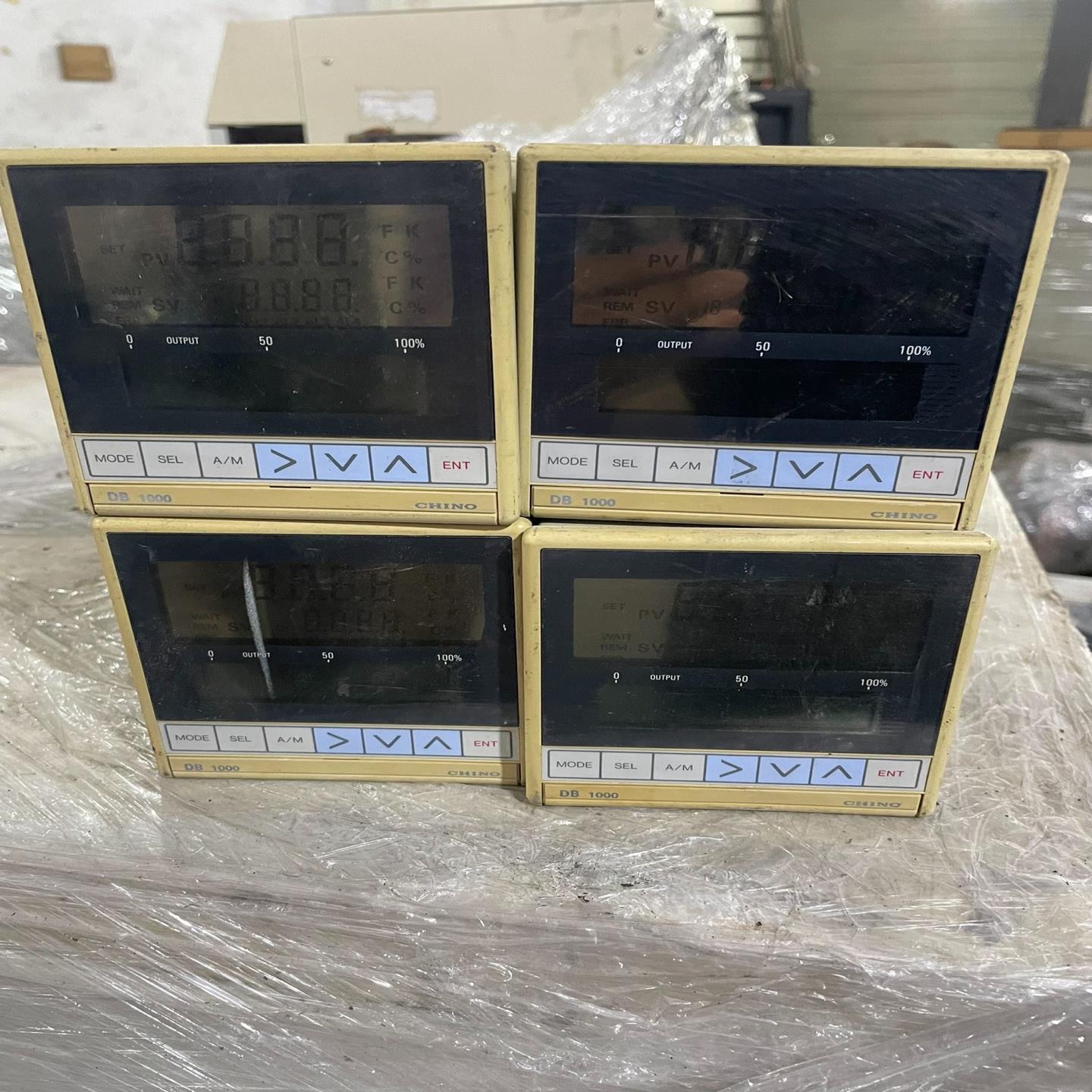 CHINO千野温控仪 DB1000