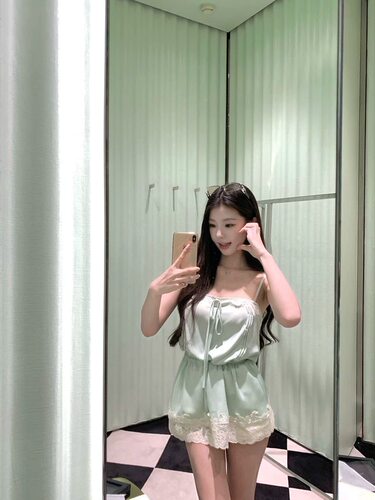 kubiliv【s*1p薄荷之夏】薄荷绿抽绳蕾丝吊带连衣裙收腰显瘦短裙