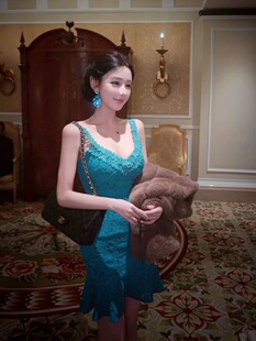 WW原创「娇心尤物」镂空蕾丝法式轻奢修身吊带连衣裙包臀小众短裙