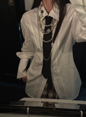 WARDEN EDGE 白色翻领衬衫女春新款小个子修身显瘦长袖衬衣