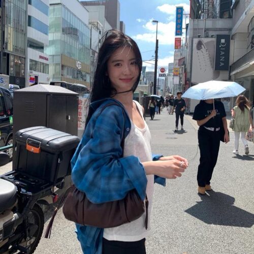 TOROON复古格子衬衫女设计感2026春秋新款韩版bf休闲衬衣外搭上衣