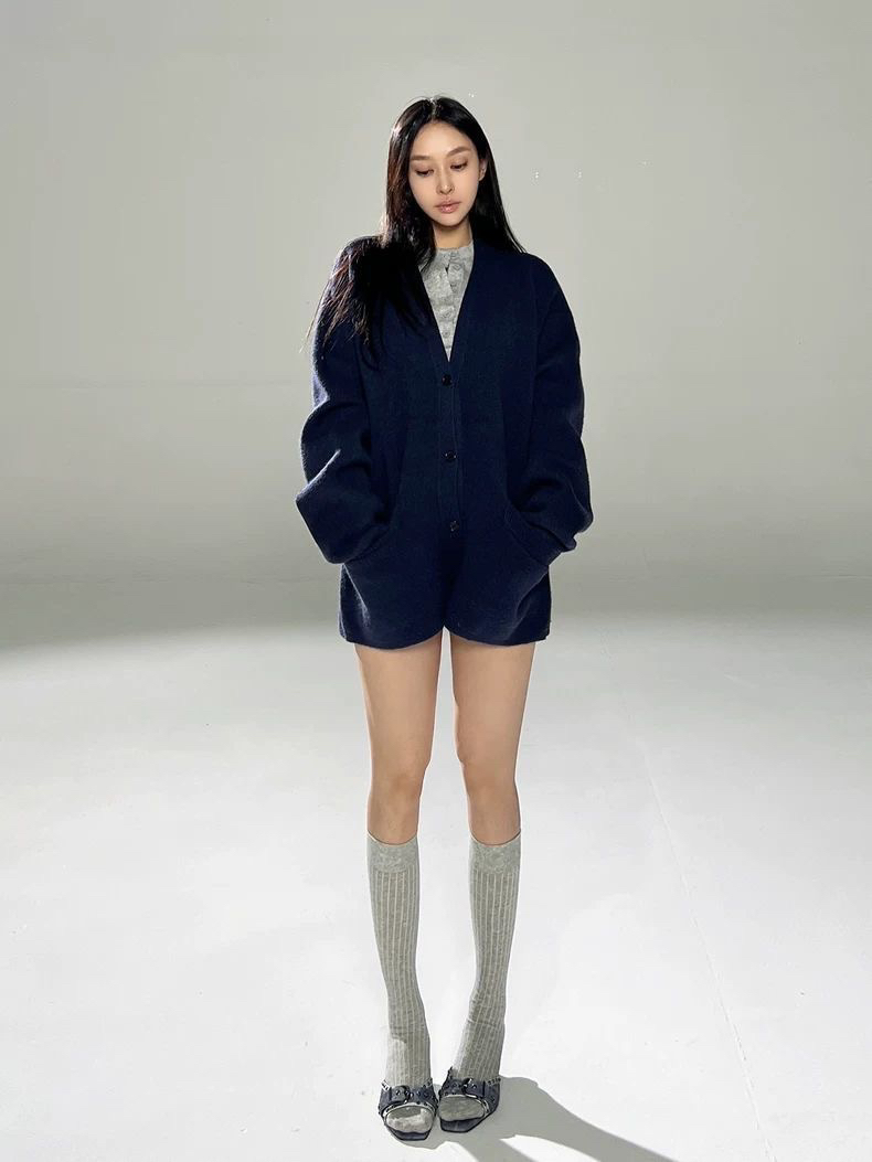 Angelapopewang  黑的王 藏蓝色毛衣外套女宽松慵懒感毛针织开衫