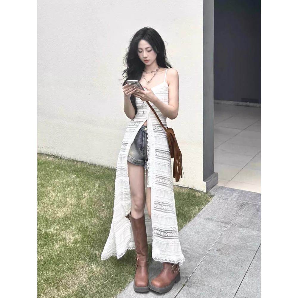 白色吊带连衣裙女夏季高级感海边度假沙漠穿搭三亚沙滩开叉长裙子,女装/女士精品,连衣裙,淘宝优惠券,粉丝福利购,淘宝优惠卷