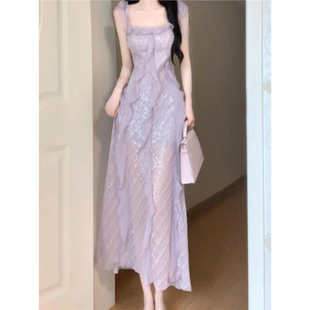 法式漂亮独特紫色吊带连衣裙女夏日多巴胺穿搭清纯掐腰绝美小裙子