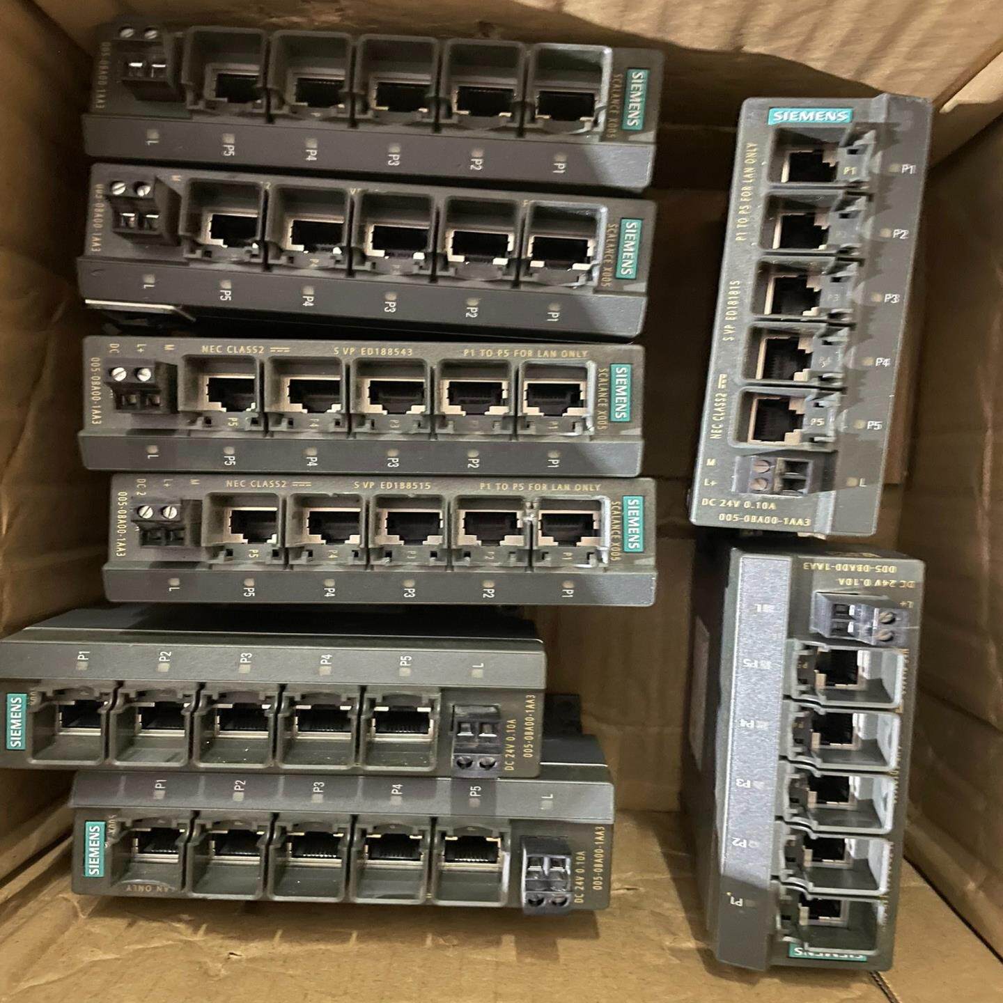 （设备配件）西门子交换机 6GK5005-0BA00-1AA3，实图拍摄