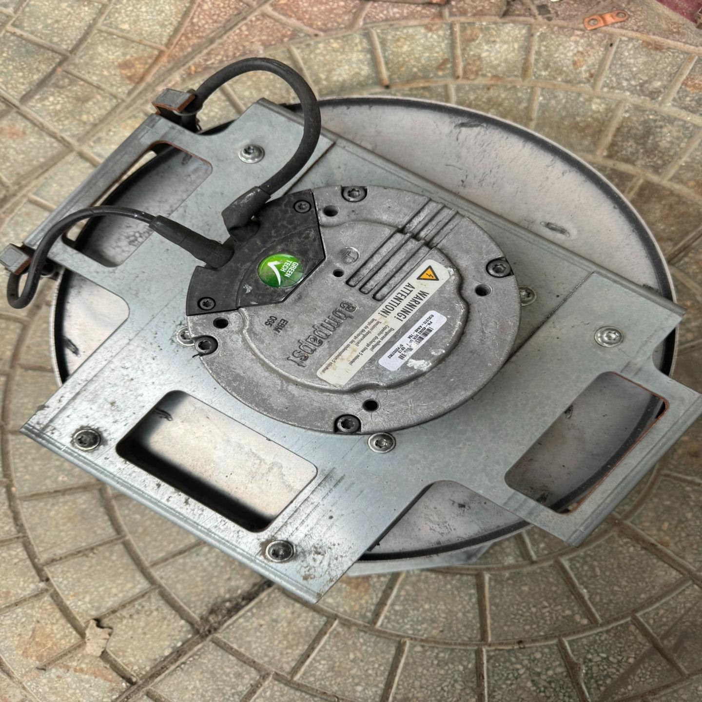 ebmpapst德国风机R3G310-AN48-78   拆