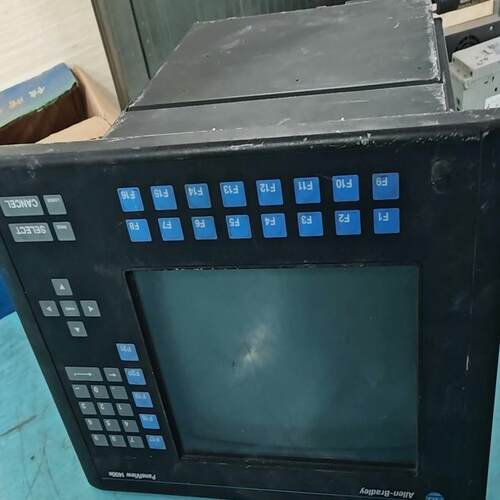 AB控制器 2711E-K14C15 能正常开机，按键灵敏，