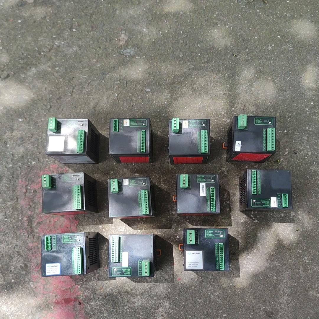 现货供应TOSS热封控制器PIREG-C2-200ZZ201K
