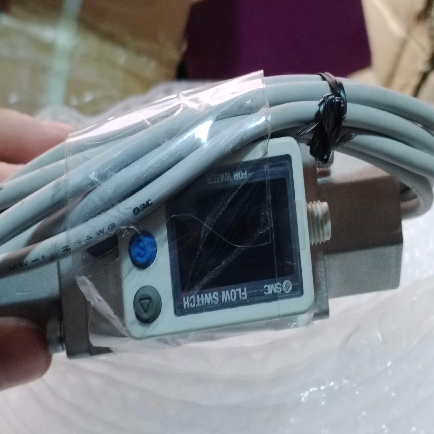 电磁阀PF3W740-F04-BT-M 99新现货好物