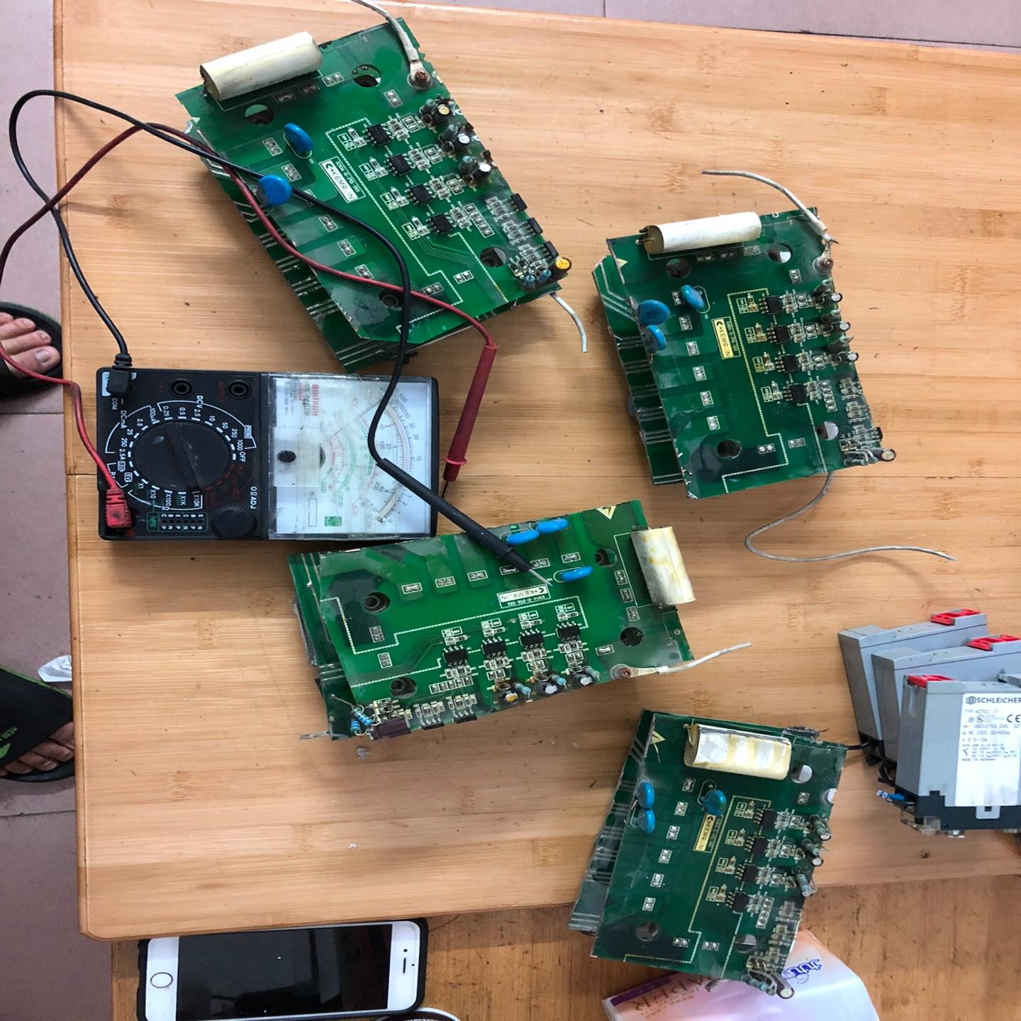 7mbr50sb120b-50  FP75R12KE3  模