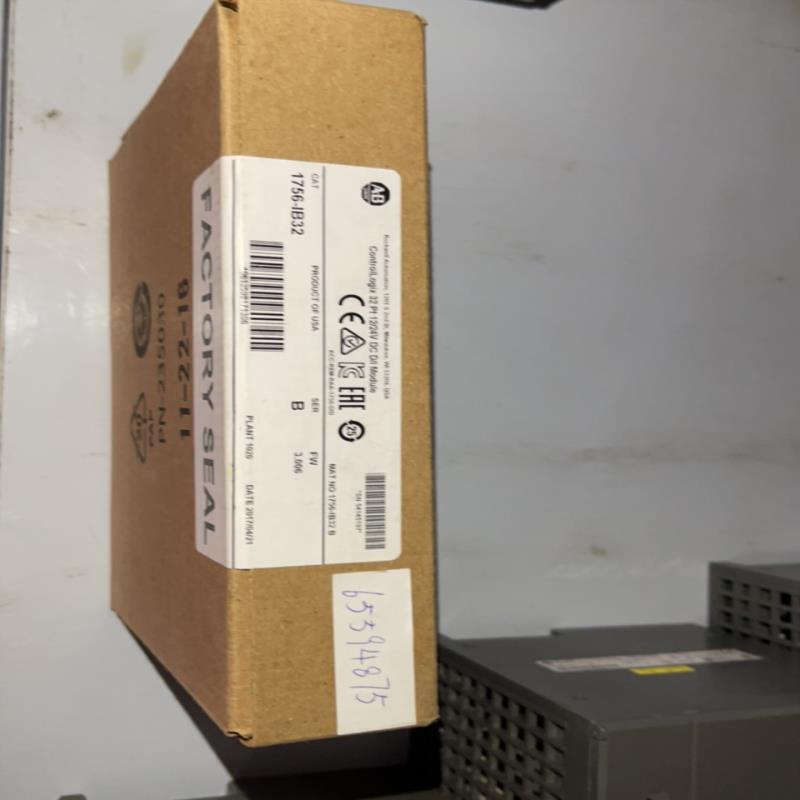 AB PLC  1756-IB32 B 全新