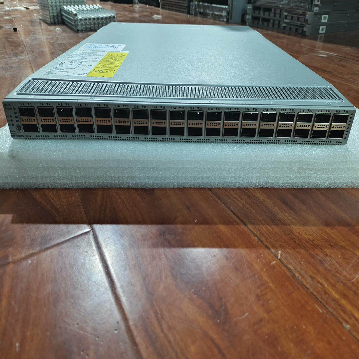(设备配件)N9K-C9336C-FX2 ,无风扇电源