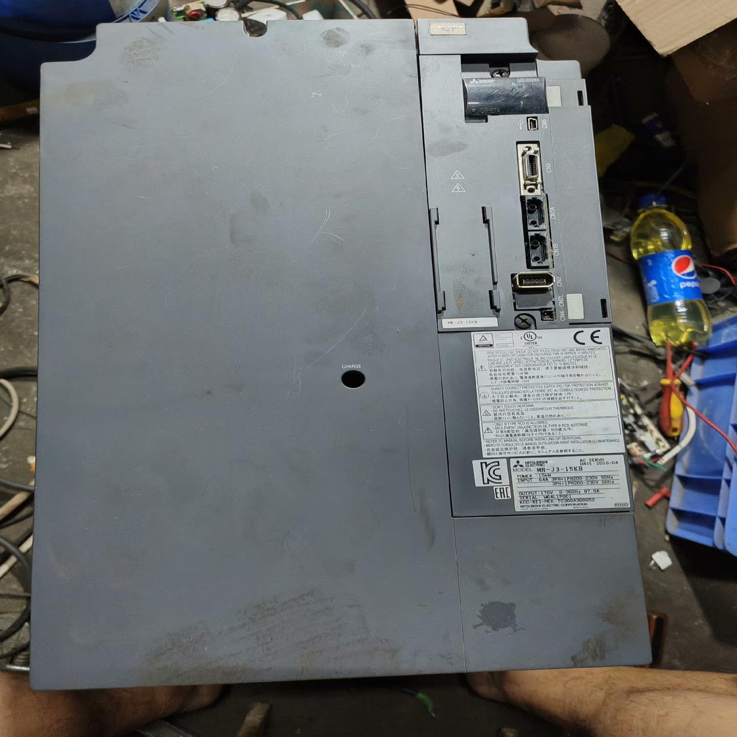mr-j3-15kb伺服驱动器两台，，功能完好。