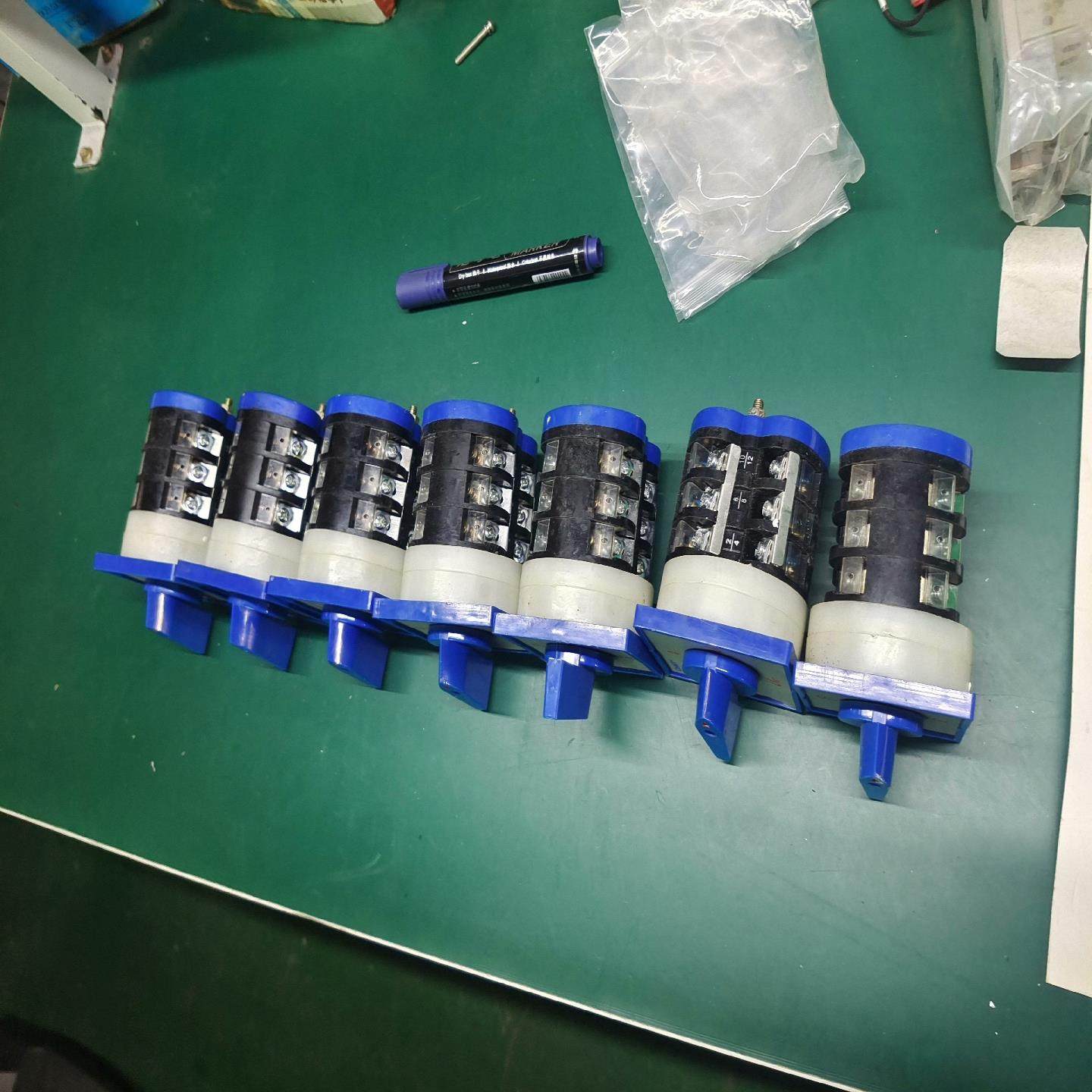 【工控自动化】万能转换开关三档16A电流电议价,3C数码配件,其它配件,淘宝优惠券,粉丝福利购,淘宝优惠卷