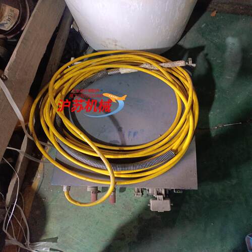 三件套激光头水冷箱iPG激光切割光源YLR-500-MM-W