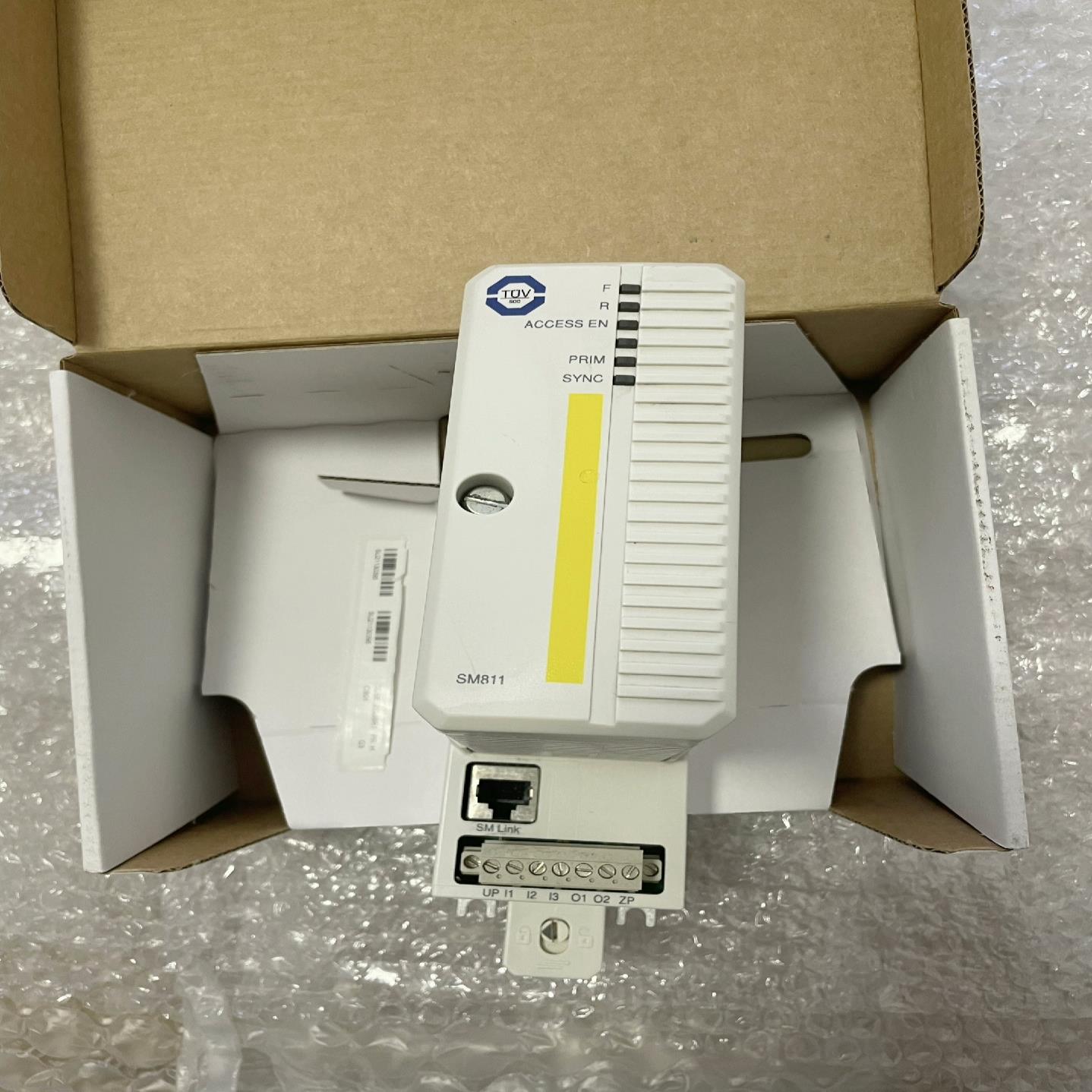 模块,型号SM811K01 3BSE018173R1