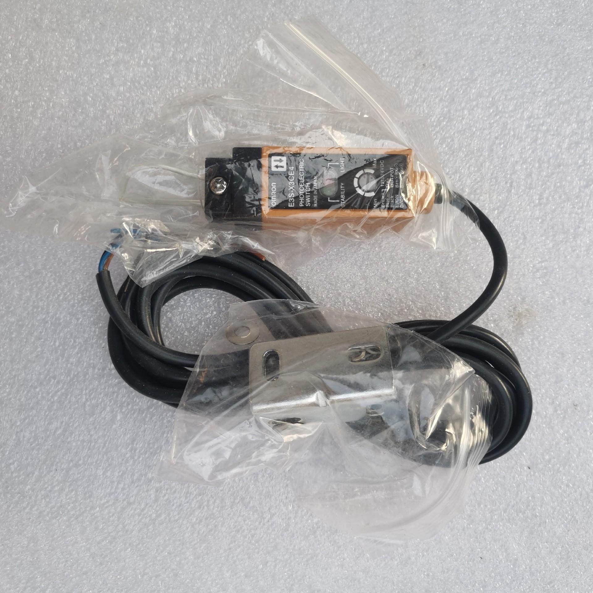 E3S-X3CE4 光纤放大器