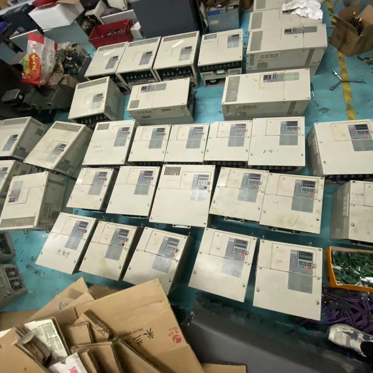 安川A1000重载型变频器CIMR-AB4A0058/007