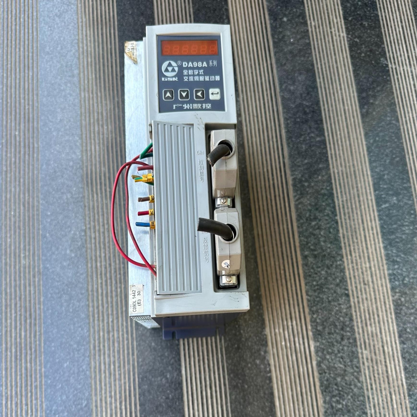 (设备配件)广数伺服驱动器DA98A-12剪线拆机,实物拍