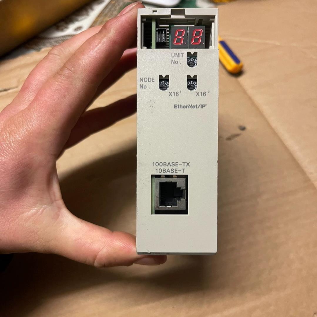 CS1W-EIP21 原装正品，，成色很好