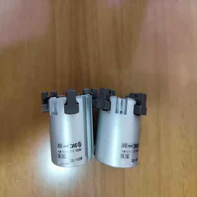 SMC原装夹爪，MHS4-16D。装过机测试，动作运行流畅。