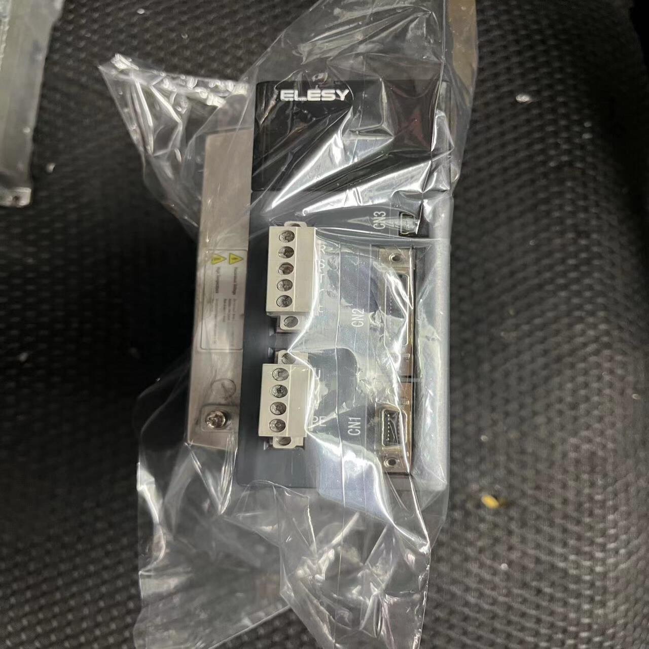 （设备配件）伊莱斯伺服驱动器ESDA-008AP