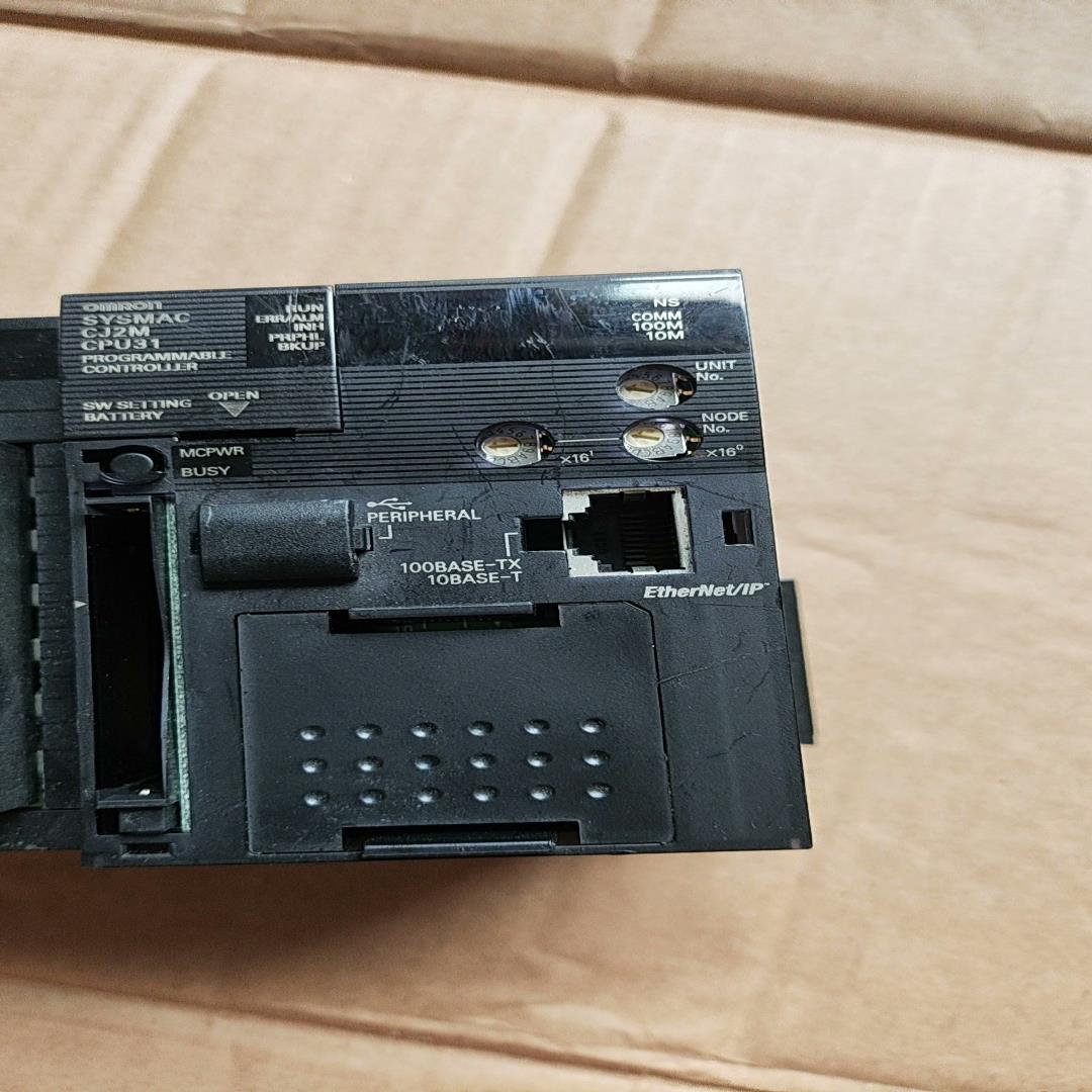 CJ2M-CPU31  加电源，，所示，懂