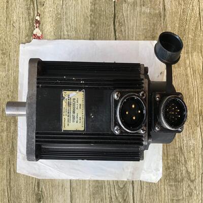 {莱茵电子商行}华大伺服电机110ST-M06020LFB工厂拆机功能正常