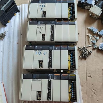 原装欧姆龙PLC模块一套  CQM1-PA203(4台）