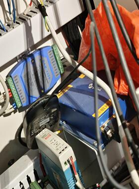 议~世宗点胶机7000D，螺杆阀 AB螺杆阀SV5000少有批量