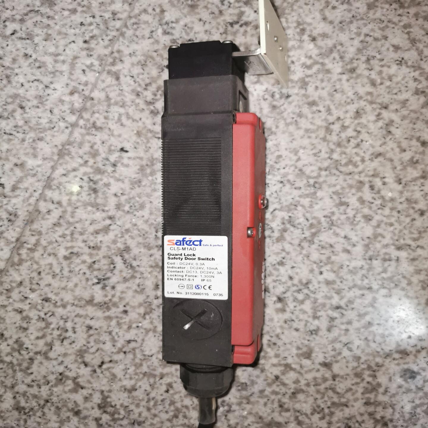 （设备配件）CLS-M1AD韩国safect安全门开关送插销