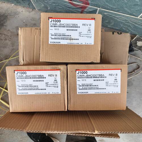 安川J1000变频器，CIMR-JB4C0007BBA，全新