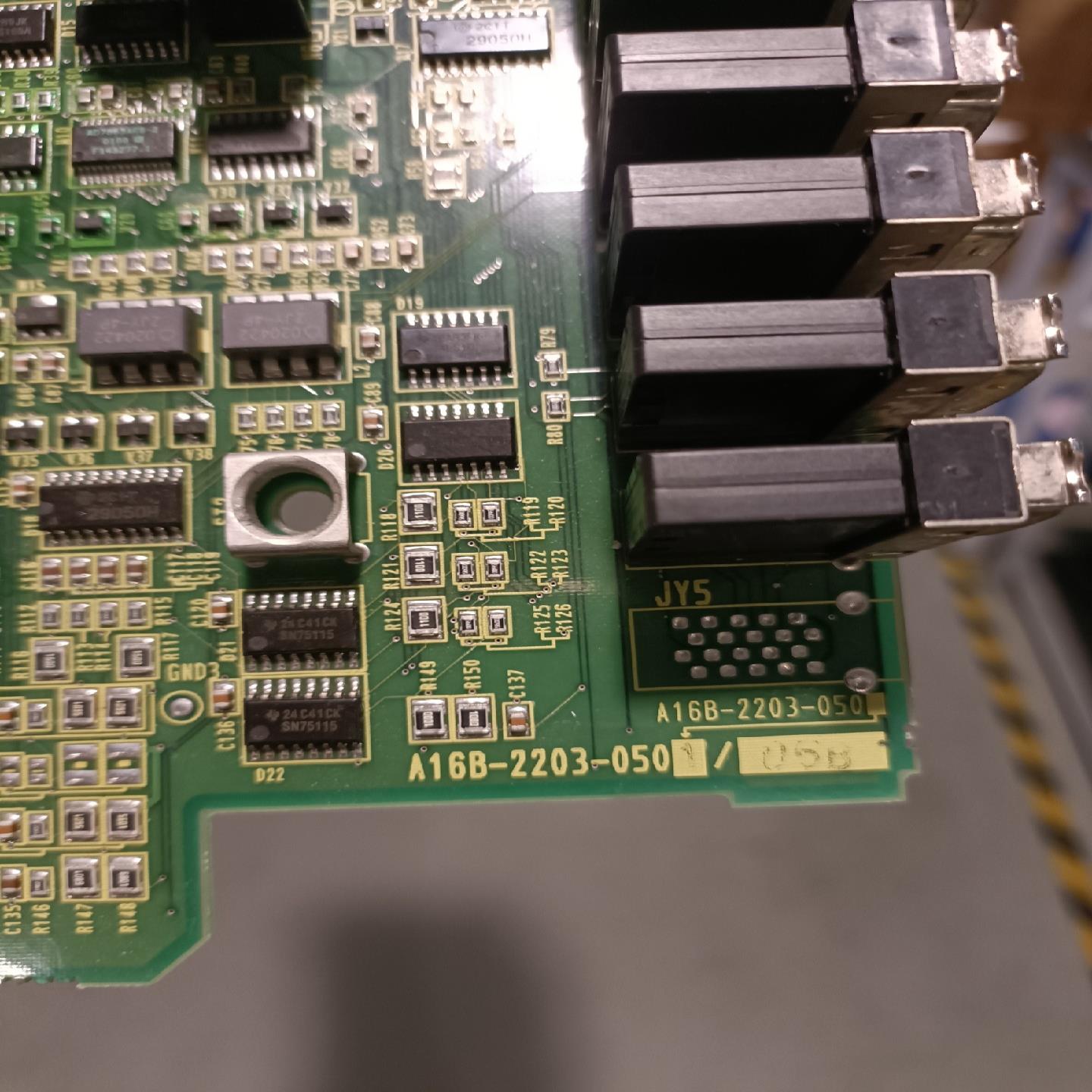 发那科电路板A16B-2203-0501有货九成新三