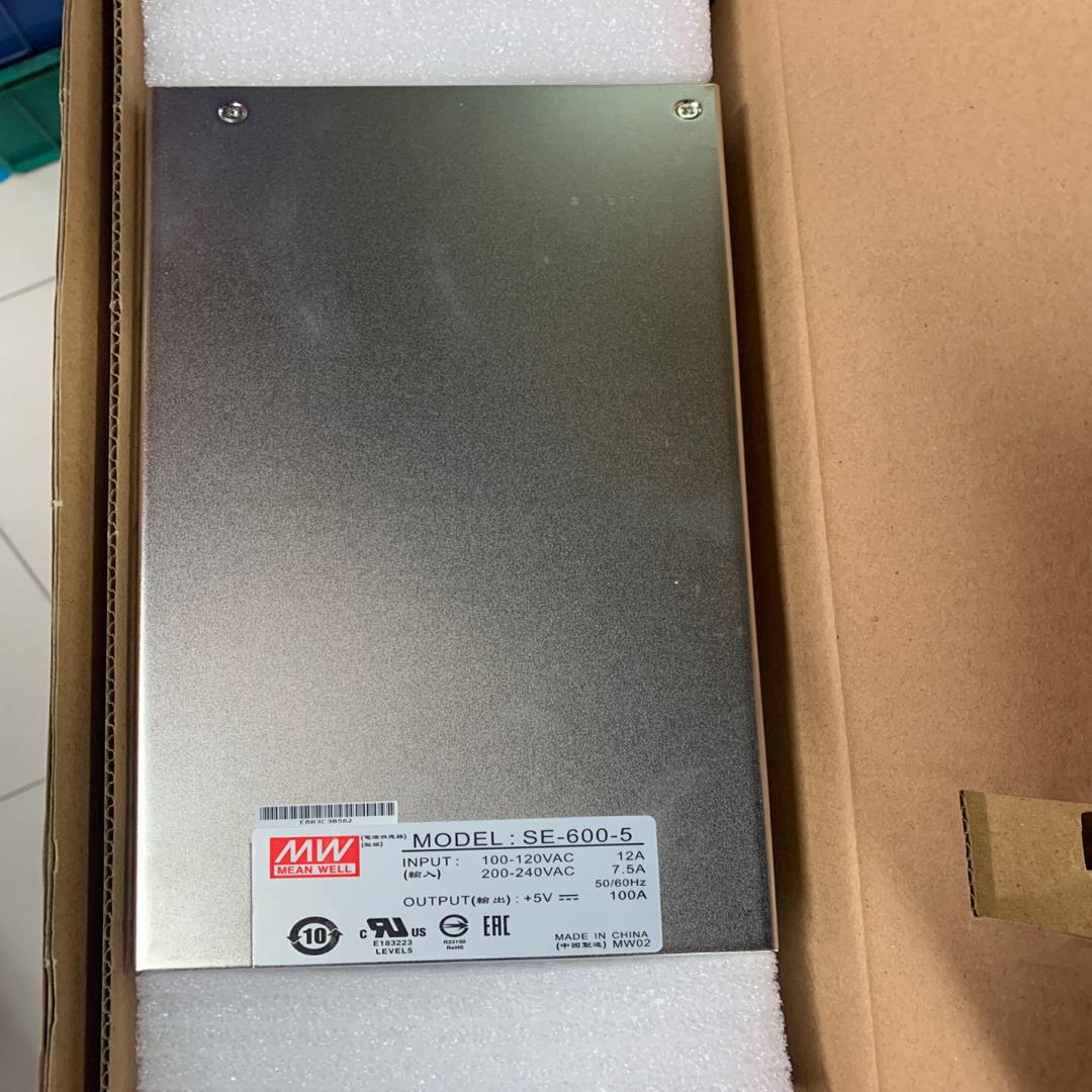 原装明纬开关电源SE-600-5,3个。SE-450-5,2