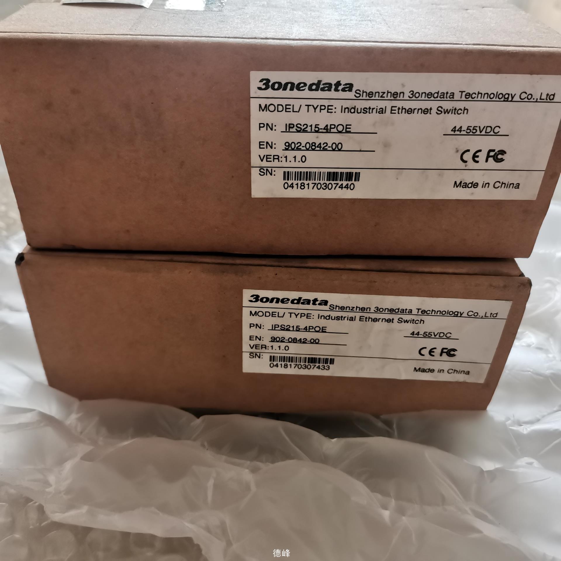 [德峰]三旺IPS215-4POE 1光4电口交换机一个