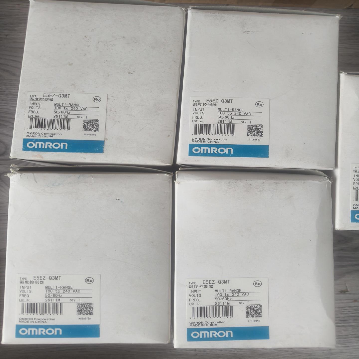 原装温控器E5EZ-Q3MT