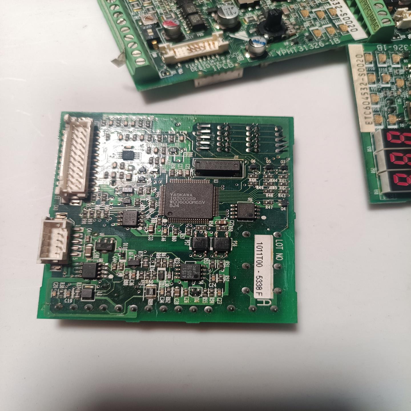 （设备配件）安川J7变频器 主板控制板 YPHT31326-1B 拆机安
