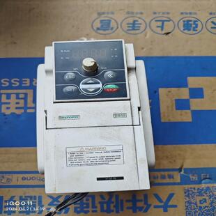 物品实图拍摄 4T0015 具体详情看 E550 四方变频器