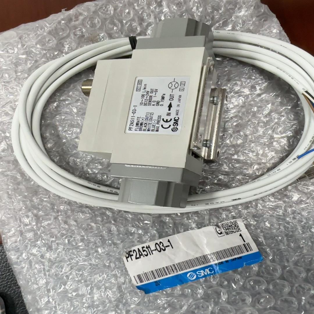 SMC计PF2A511-03-1，全新原装，一共8个，两