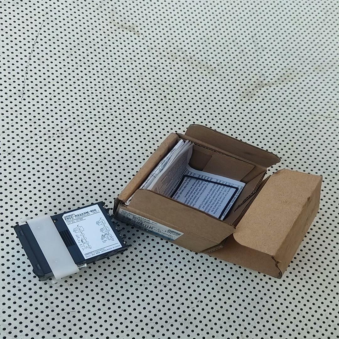 温控器E5CC-RX2ASM-800 全新，