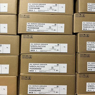 现货全新伺服电机驱动器400w驱动器MBDLN25SE