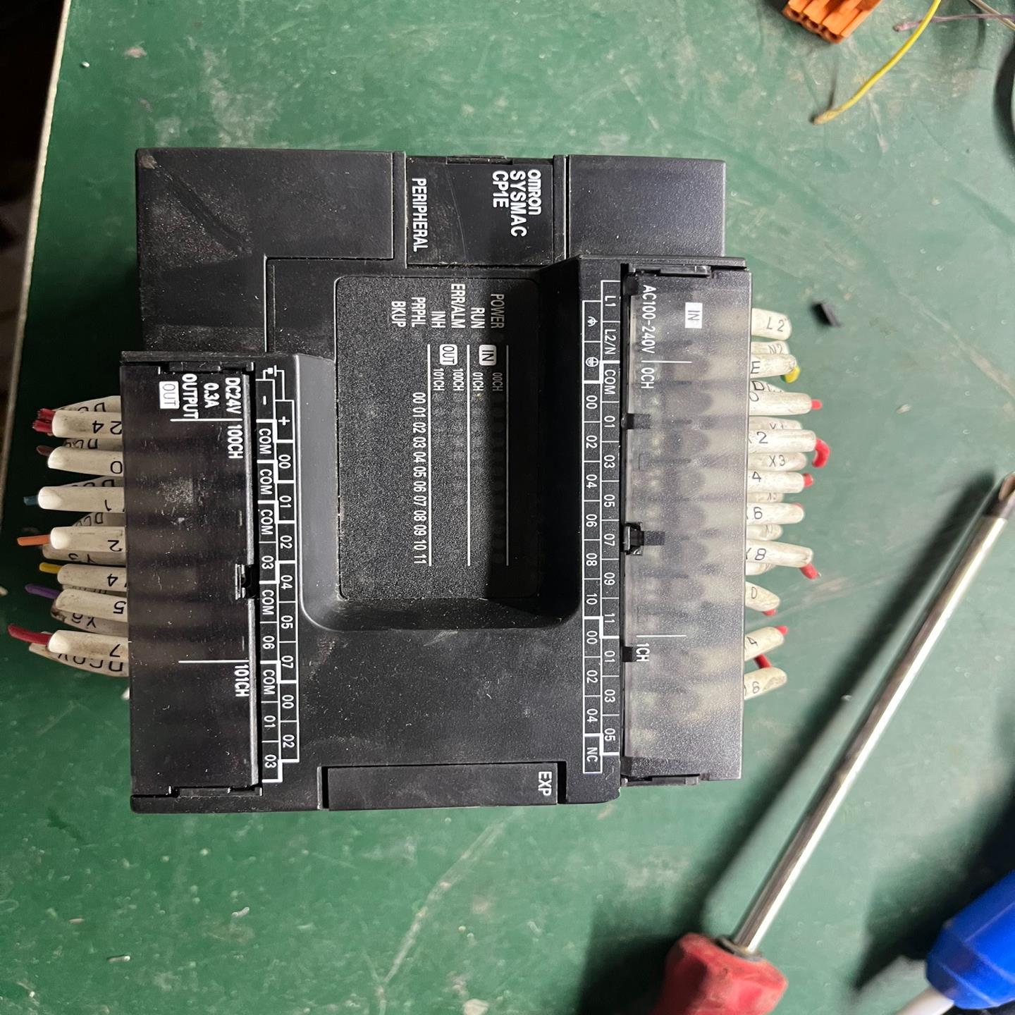 plc cp1e-e30sdr-a，功能完好，成色如图