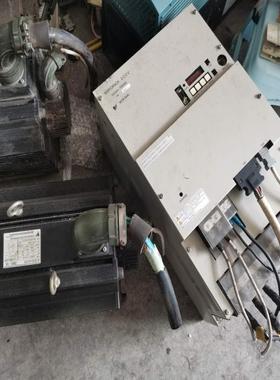 （设备配件）安川伺服驱动器SGDM-1AADA   电机 SGMGH-1