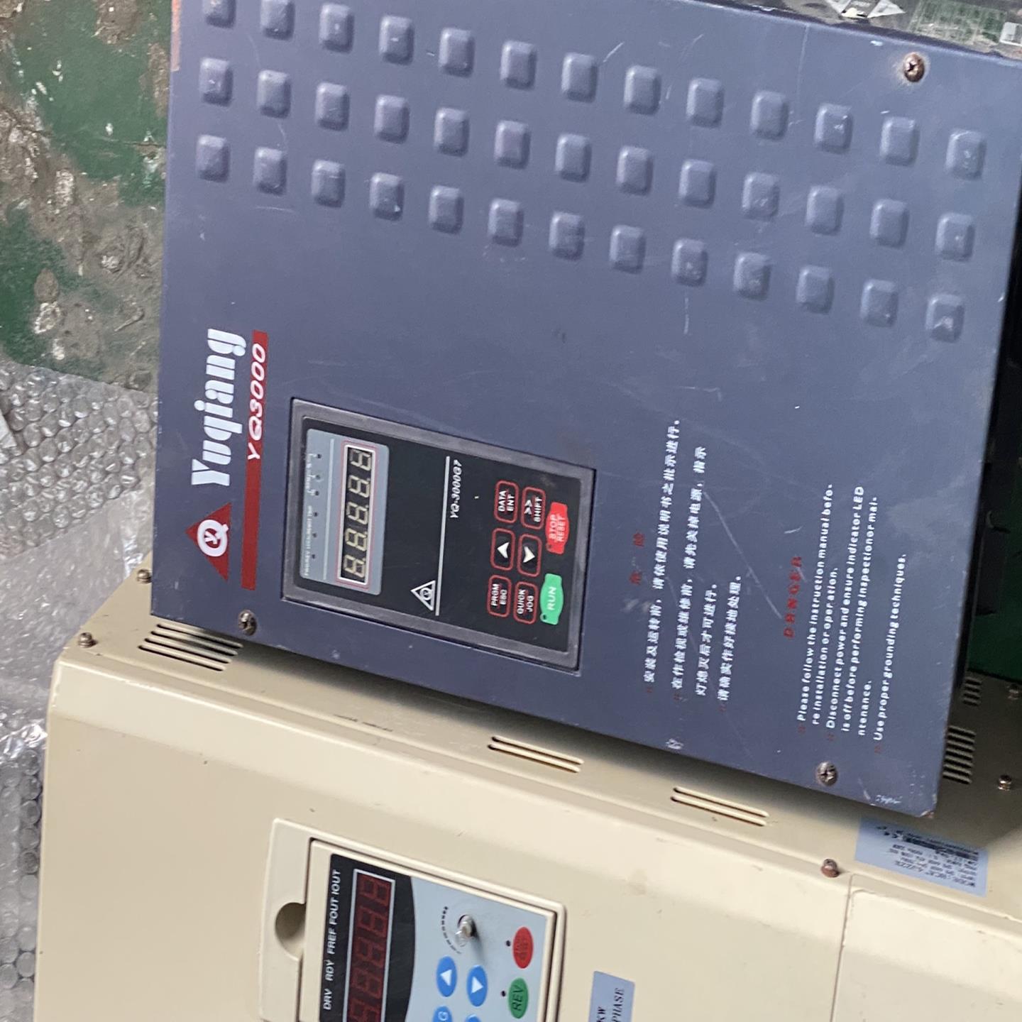 誉强变频器 YQ3000G7-4022G/30P  380v(崽崽配件)