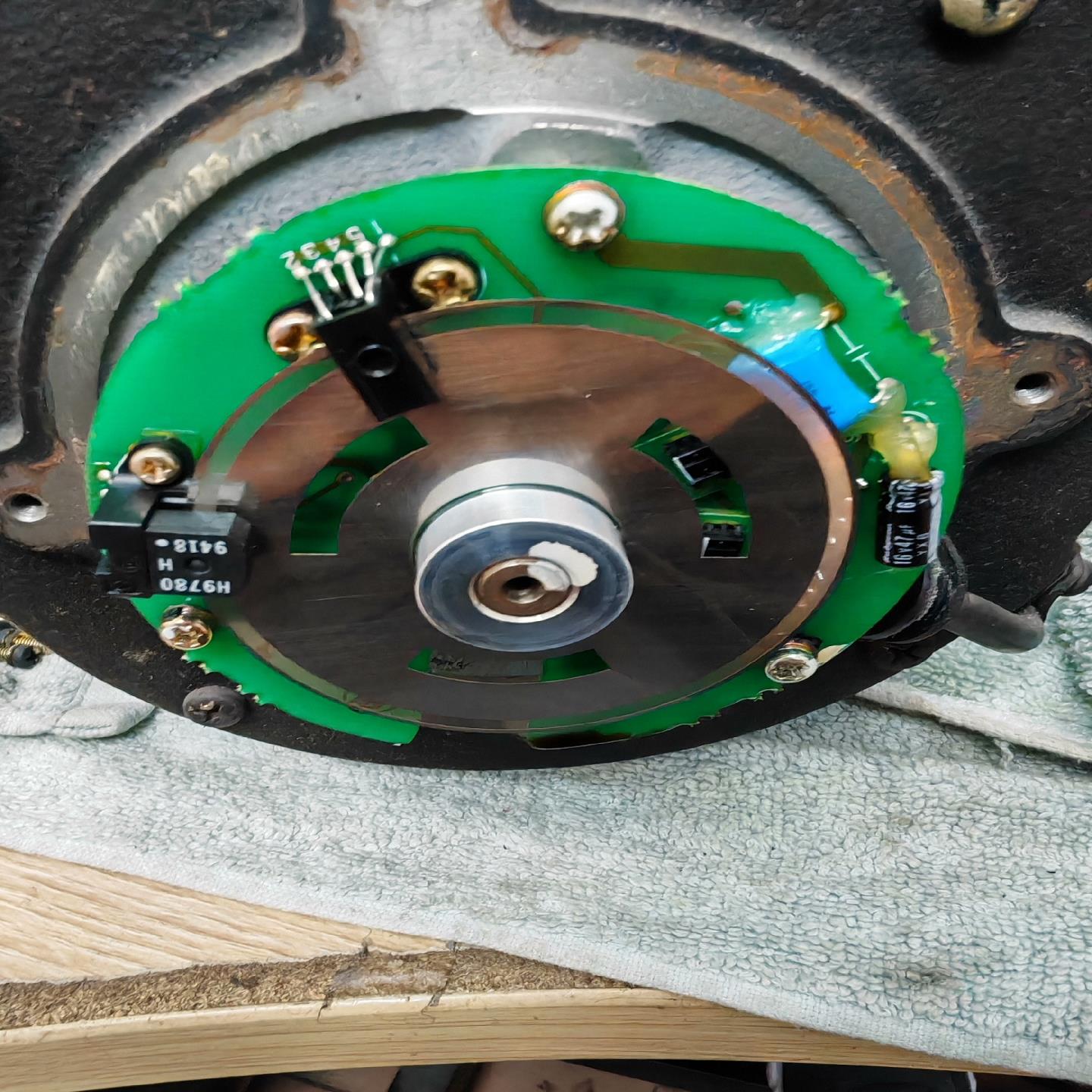 富士伺服电机编码器，电机型号GRK2750K，，