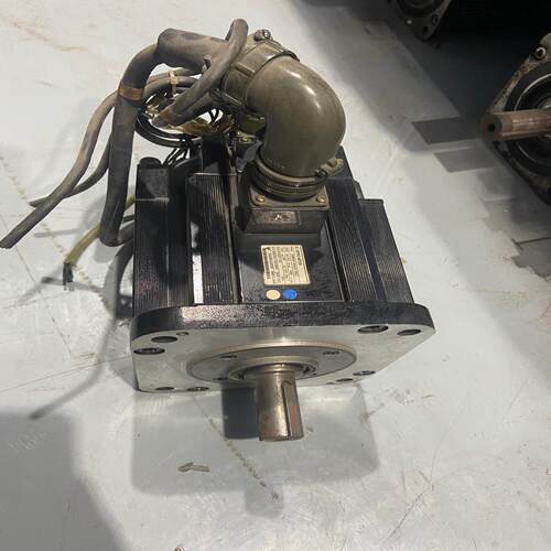 安川伺服电机SGMGH-30A2A-YR35 2.9KW功能议价