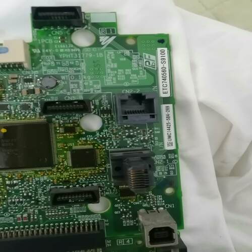 （设备配件）安川h1000变频器主板etc740560-s9100一块，